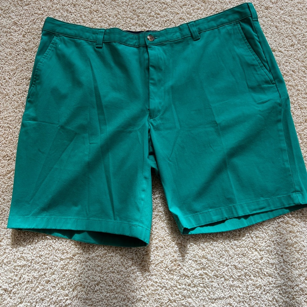 Men's Club Room Green Flat Front Shorts. NWT